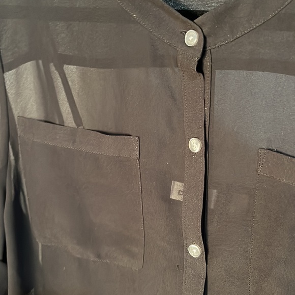 DKNYC blouse and top L - Picture 7 of 7